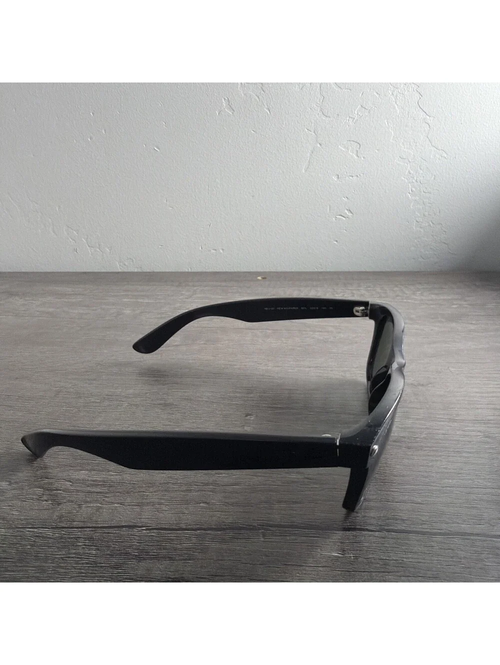 Ray-Ban RB2132 901L Black New Wayfarer Sunglasses FRAMES ONLY Italy 55-18-145